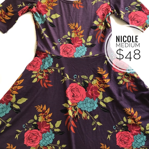 Nicole with Pockets NWT SMALL, medium, 3xl XS - Picture 4 of 4